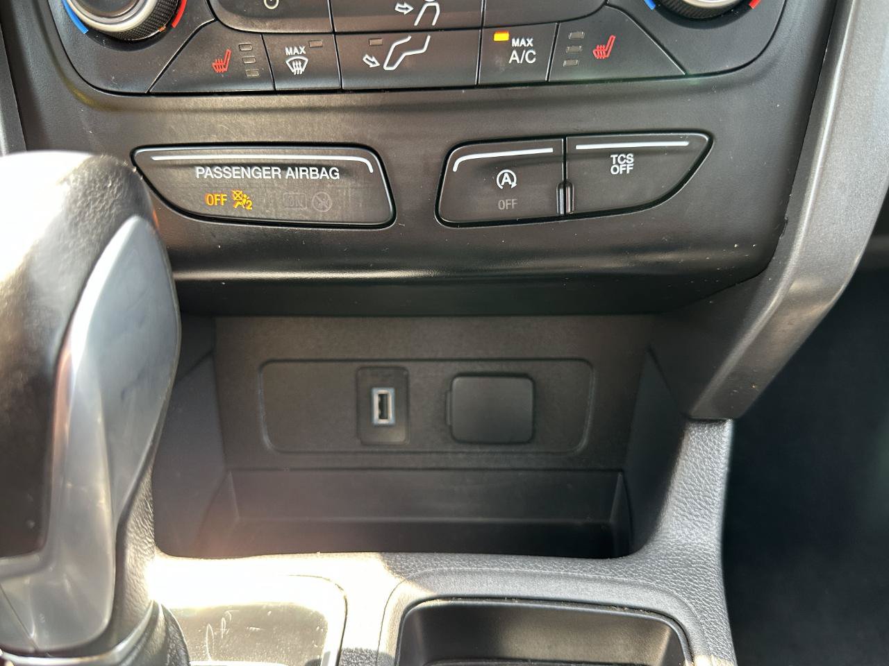 Used 2019 Ford Escape SEL AWD/4WD image 60