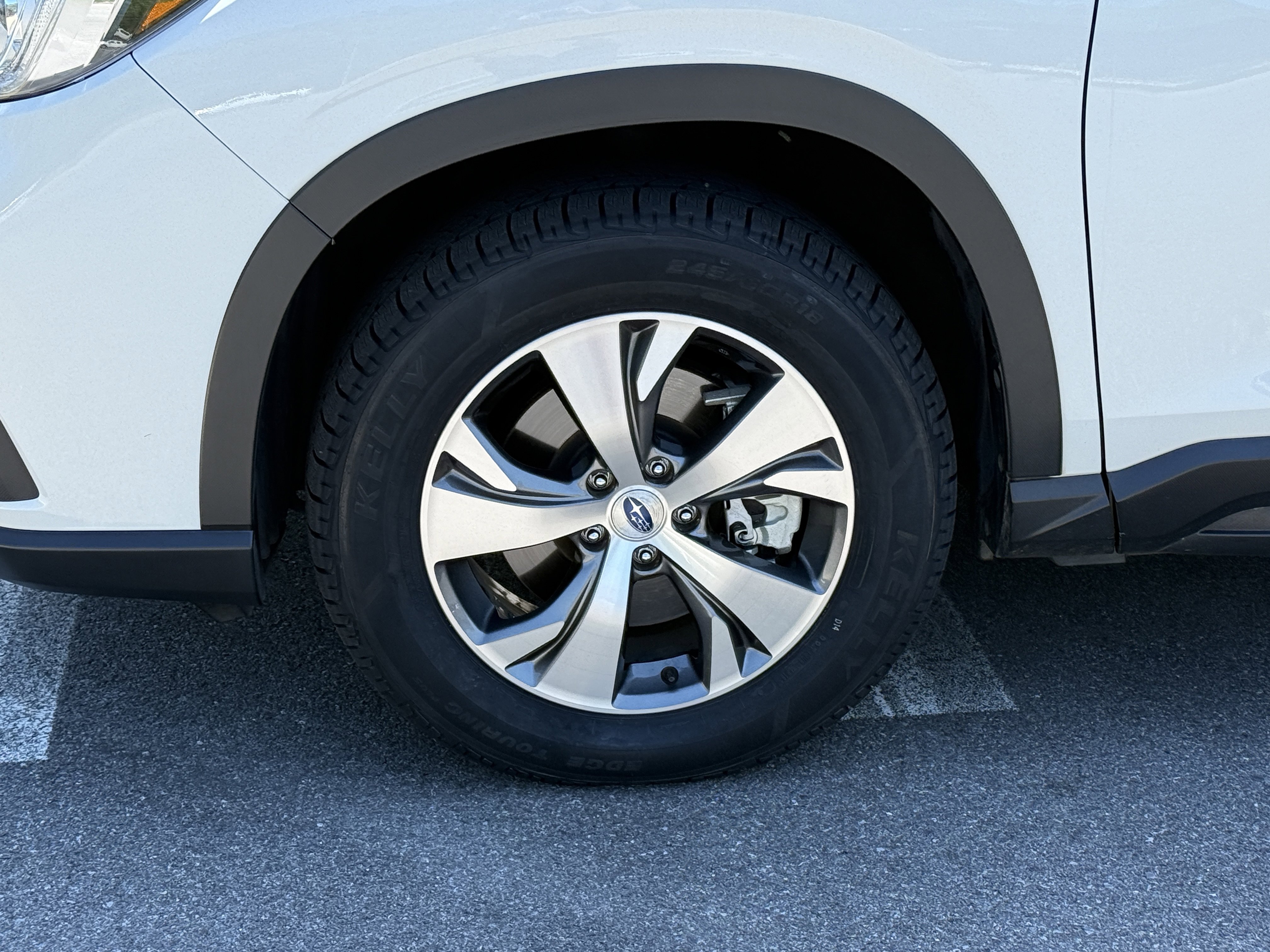 Used 2022 Subaru Ascent Premium w/ Convenience Package AWD/4WD image 9