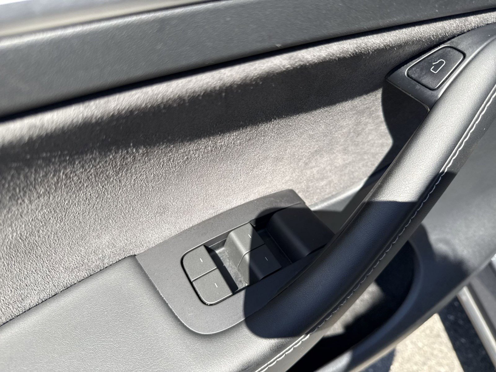 Used 2023 Tesla Model Y Long Range image 14