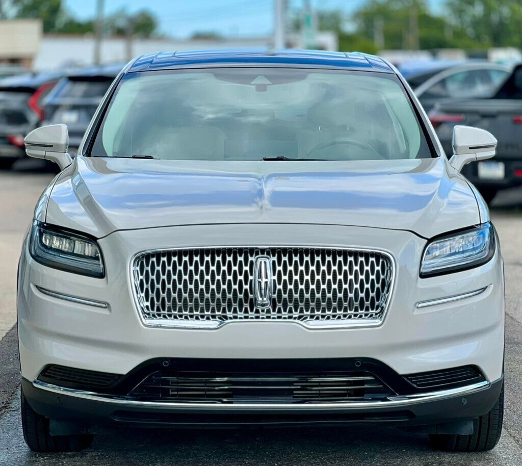 Used 2022 Lincoln Nautilus Reserve w/ Equipment Group 201A image 37