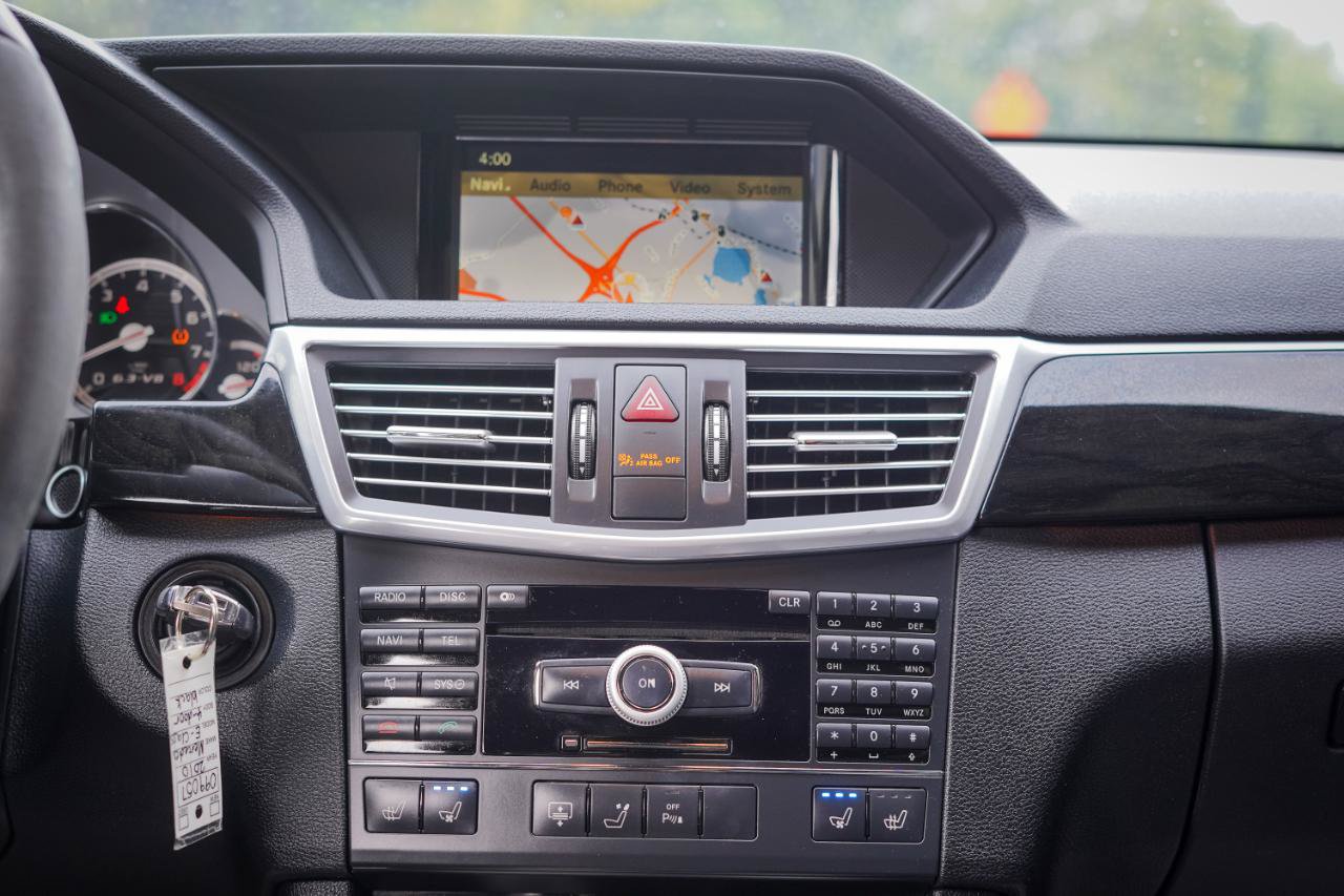 Used 2010 Mercedes-Benz E 63 AMG Sedan image 14