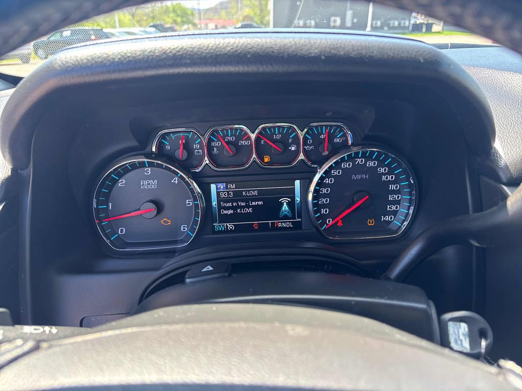 Used 2019 Chevrolet Suburban LT AWD/4WD image 16