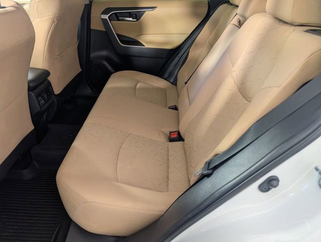 Used 2021 Toyota RAV4 XLE FWD image 24