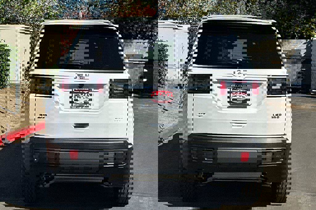 New 2026 Jeep Cherokee Laredo image 5