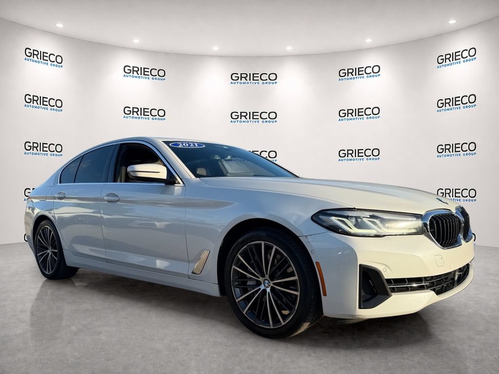 Used 2021 BMW 540i w/ Premium Package RWD image 1
