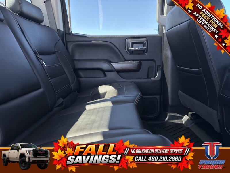 Used 2019 GMC Sierra 2500 Denali w/ Duramax Plus Package AWD/4WD image 29