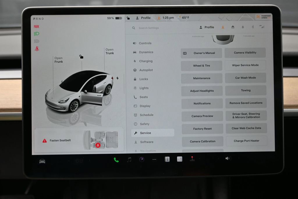 Used 2023 Tesla Model 3 Standard Range RWD image 29