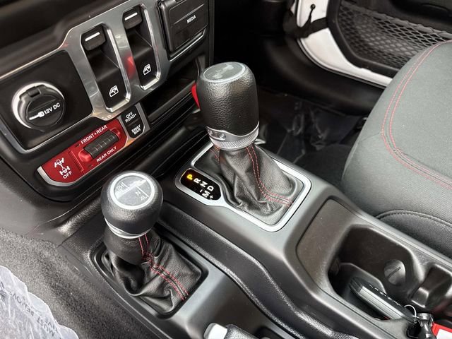 Used 2023 Jeep Wrangler Rubicon image 24