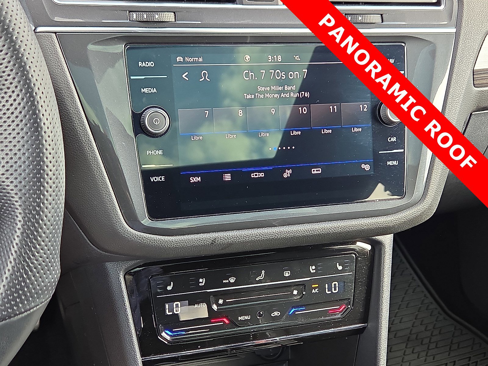 Used 2023 Volkswagen Tiguan SEL R-Line image 16