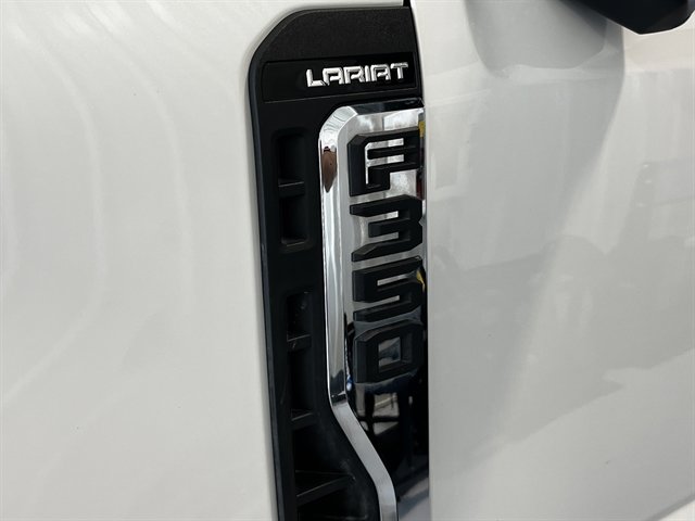 Used 2024 Ford F350 Lariat w/ Chrome Package image 34