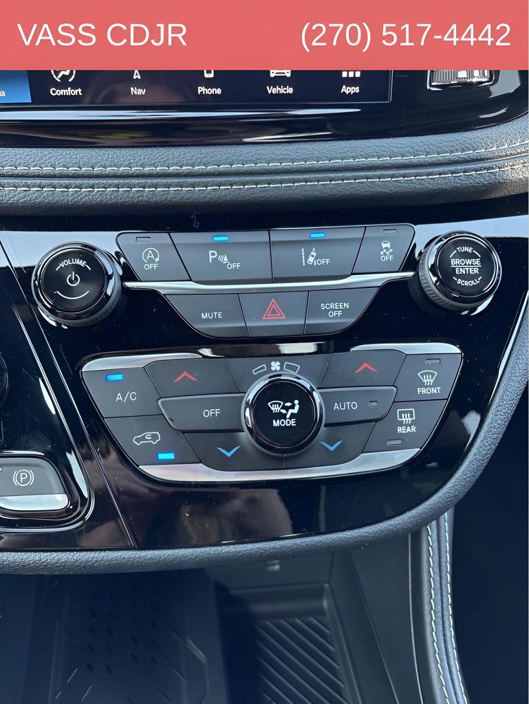 New 2026 Chrysler Pacifica Limited w/ S Appearance Package image 24