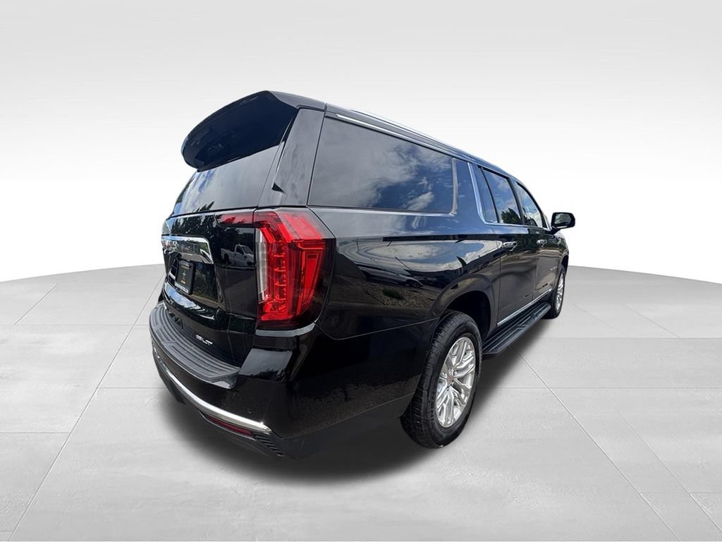 Used 2024 GMC Yukon XL SLT w/ SLT Luxury Package AWD/4WD image 8