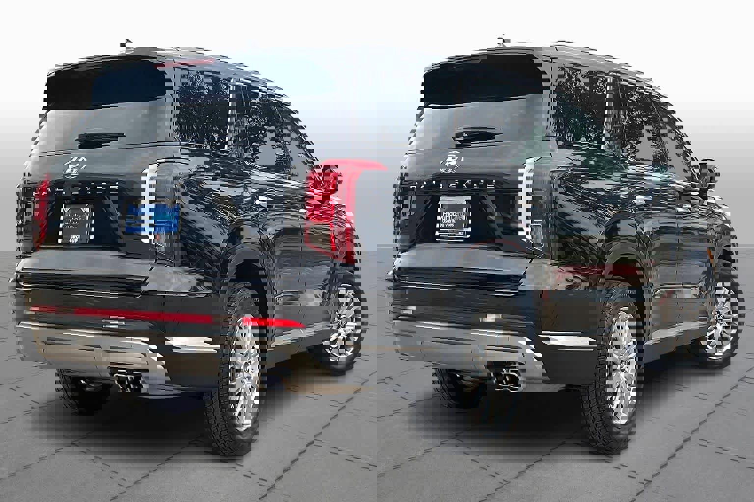 Used 2025 Hyundai Palisade SEL FWD image 13