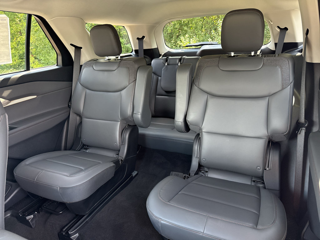 New 2026 Ford Explorer Active w/ Active Comfort Package AWD/4WD image 33