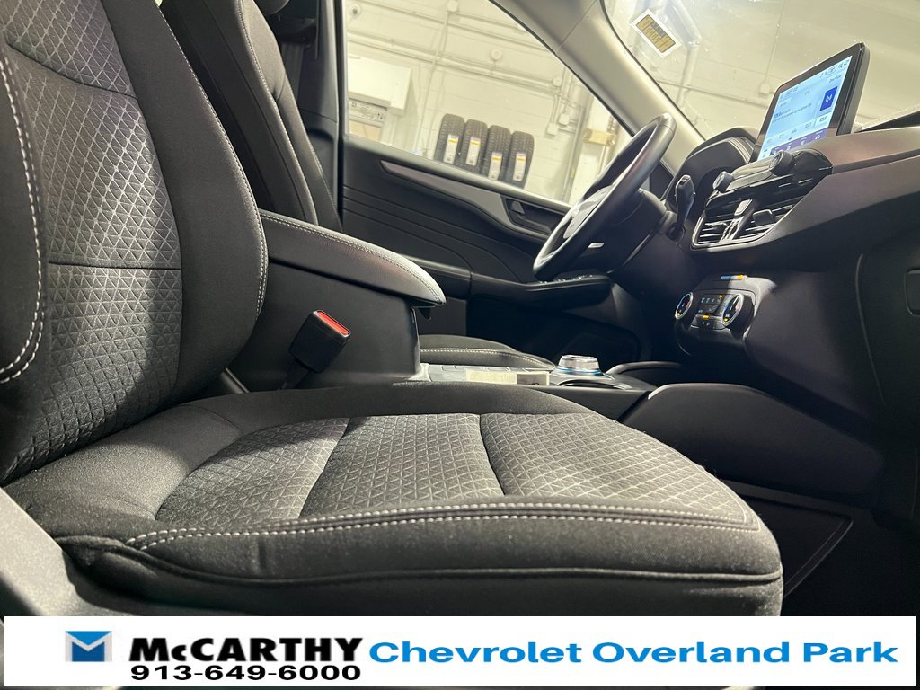 Used 2024 Ford Escape Active image 29