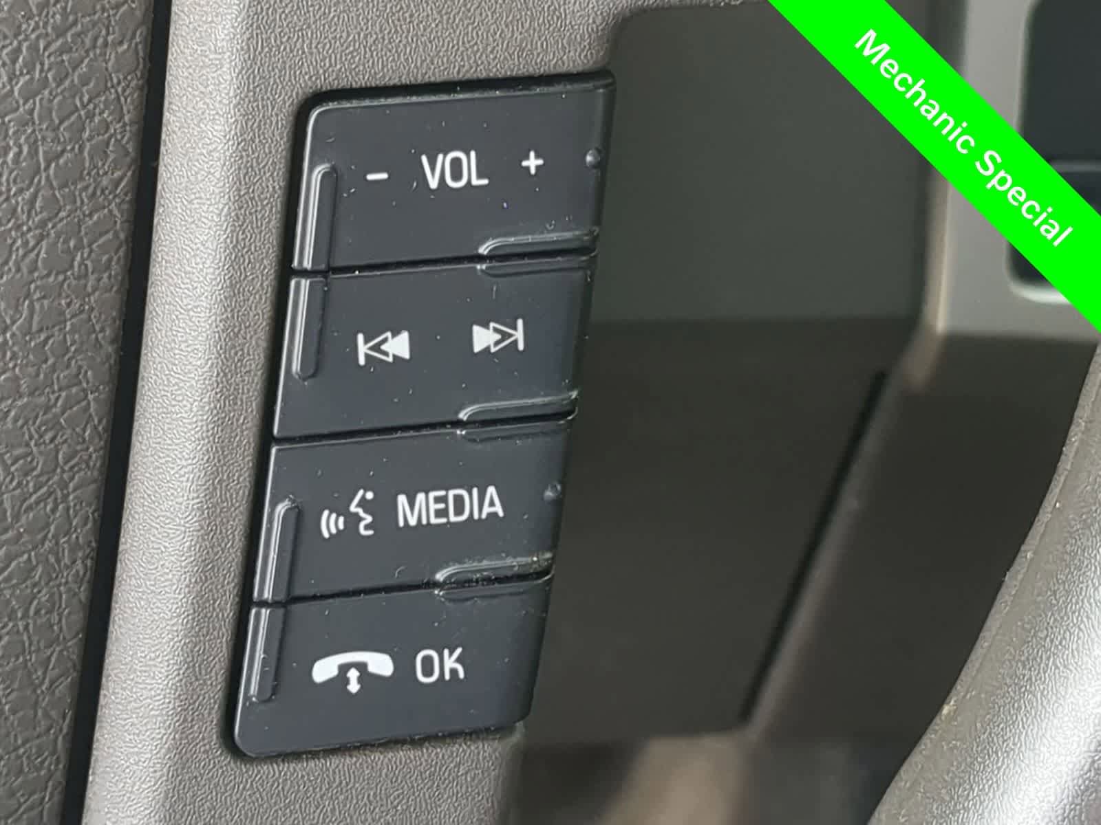 Used 2010 Ford F150 XLT image 24