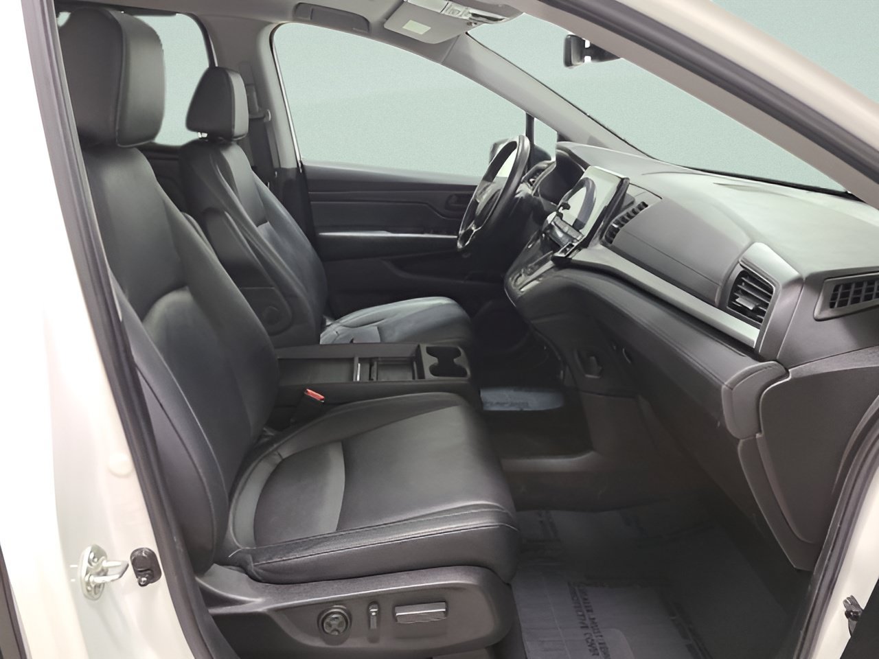 Certified 2024 Honda Odyssey EX-L image 12