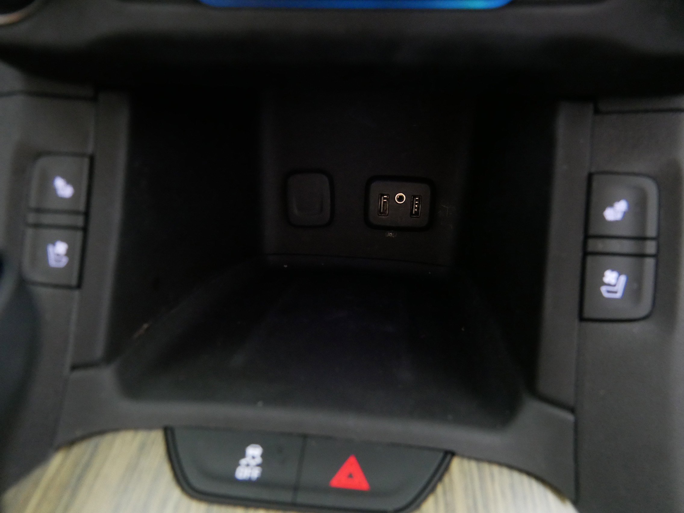 Used 2018 GMC Acadia Denali w/ Technology Package image 31