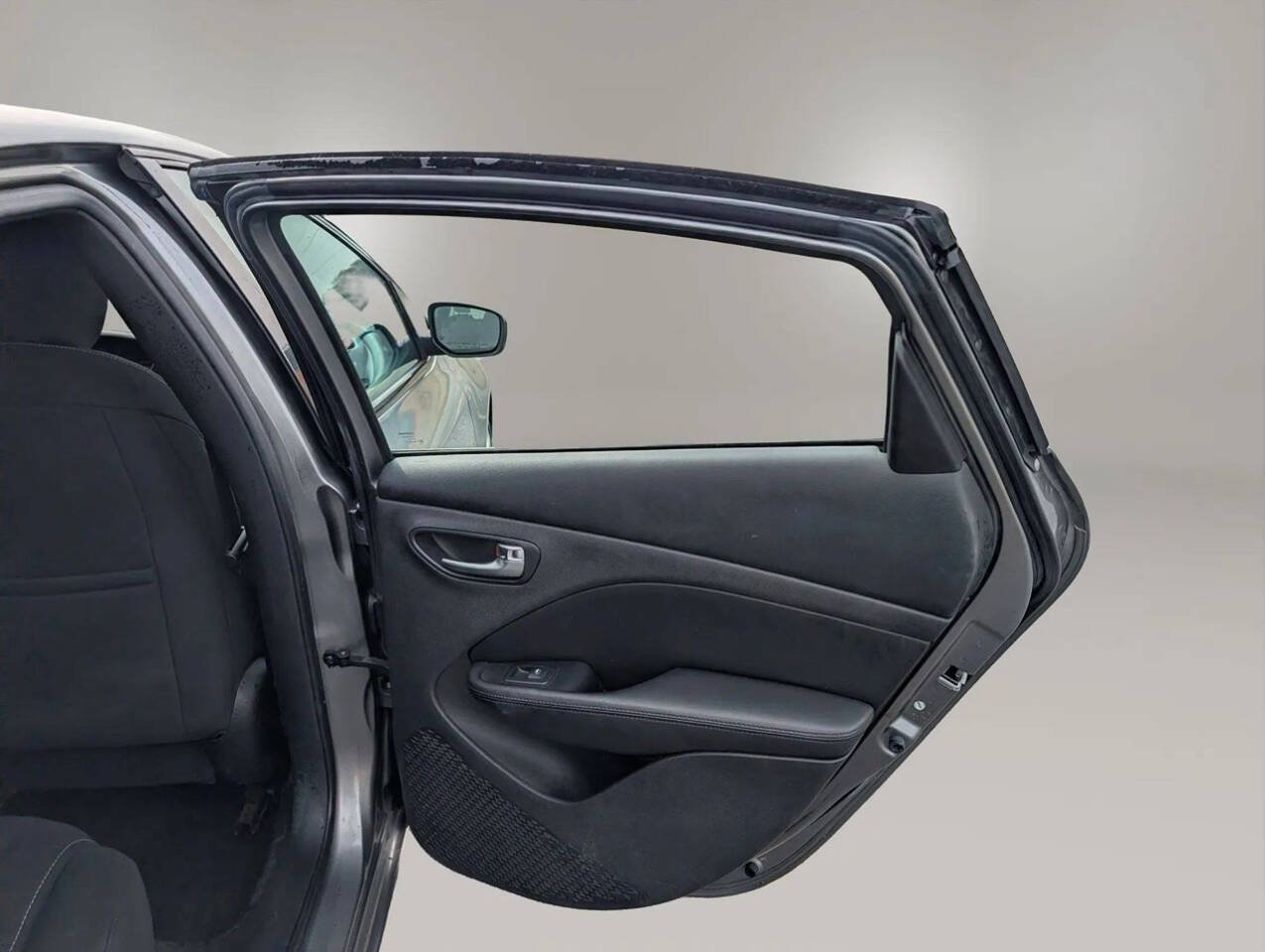 Used 2013 Dodge Dart Limited FWD image 29