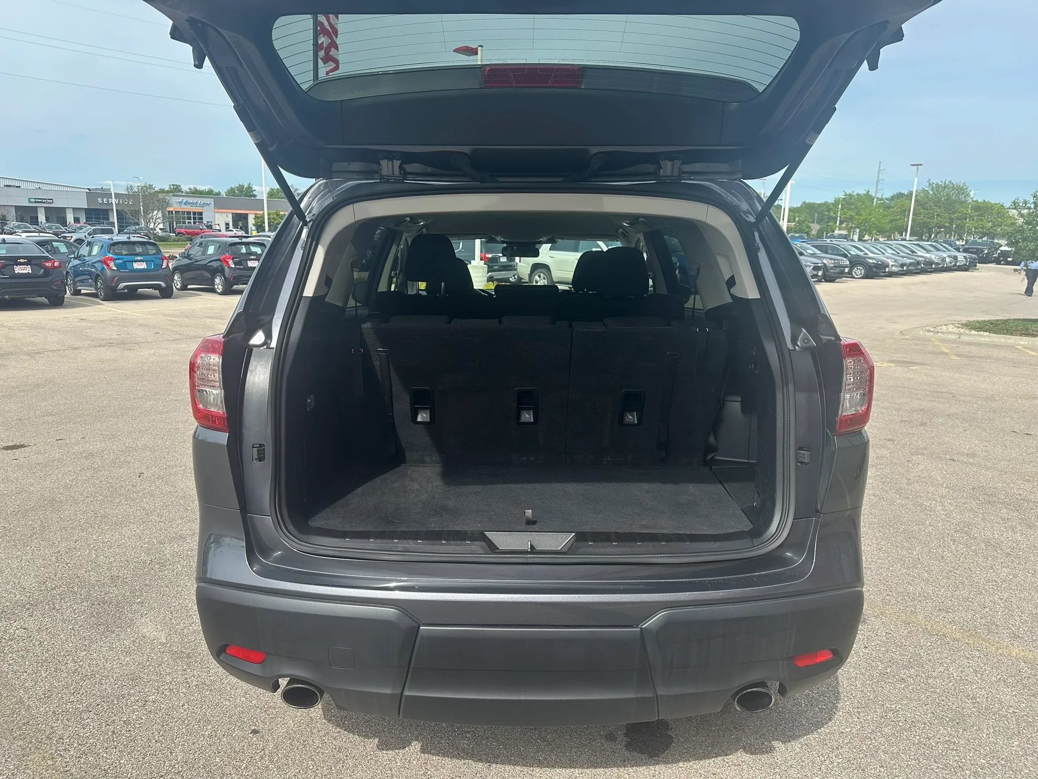 Used 2024 Subaru Ascent Premium AWD/4WD image 7