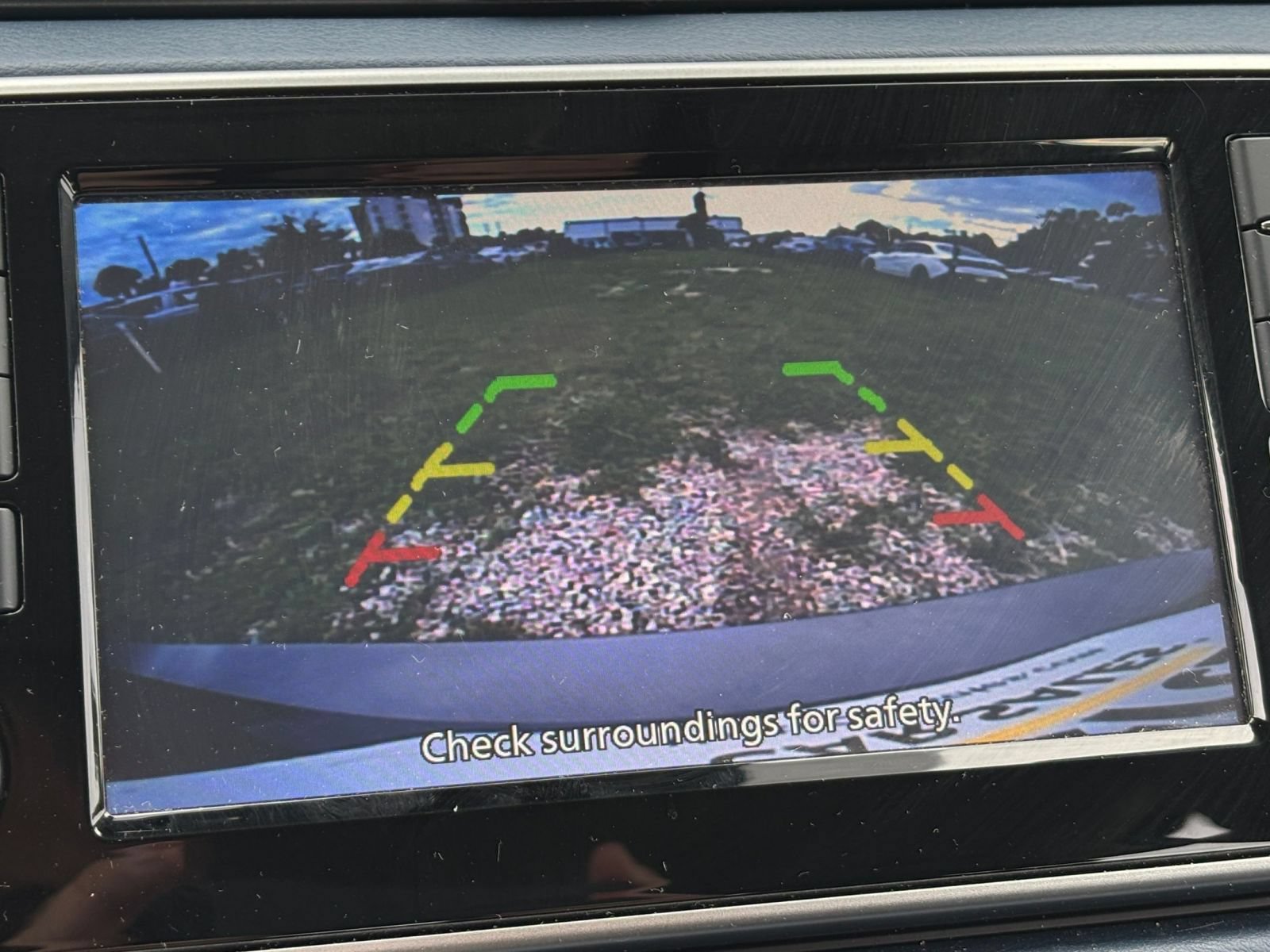 Used 2025 Nissan Versa SV FWD image 23