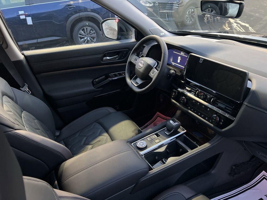 New 2026 Nissan Pathfinder Platinum image 47