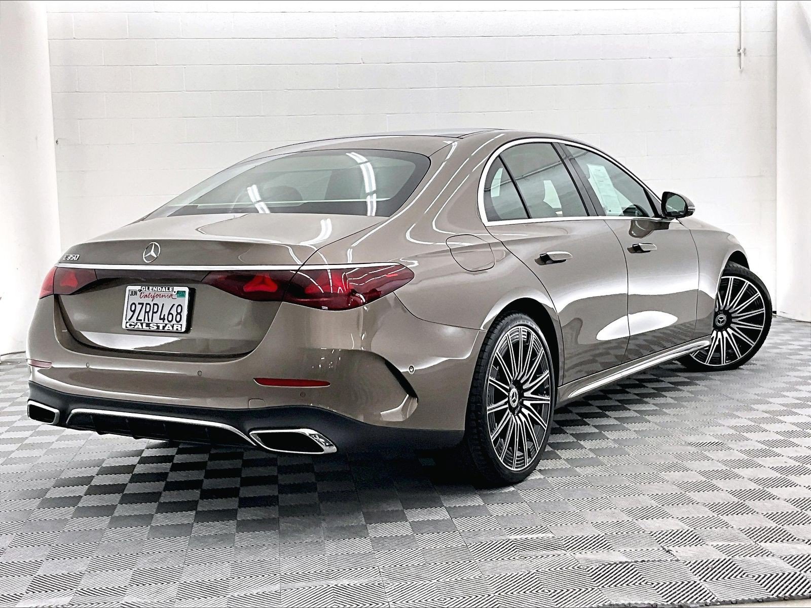 Used 2026 Mercedes-Benz E 350 Sedan image 11