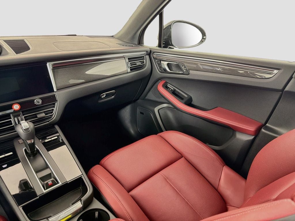 Certified 2026 Porsche Macan S AWD/4WD image 29