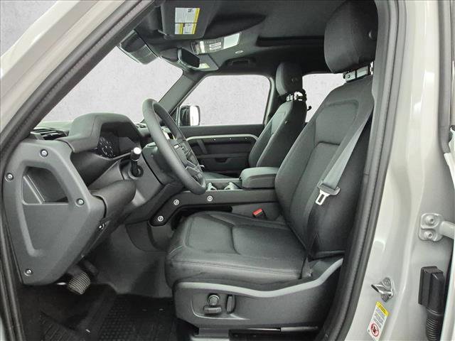 New 2026 Land Rover Defender 110 S AWD/4WD image 4