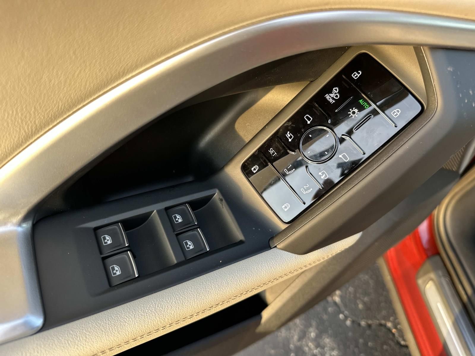 New 2025 Audi Q5 Prestige image 13