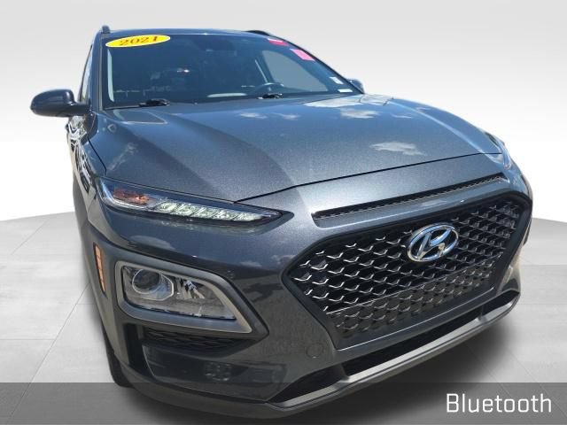 Used 2021 Hyundai Kona SEL AWD/4WD image 2