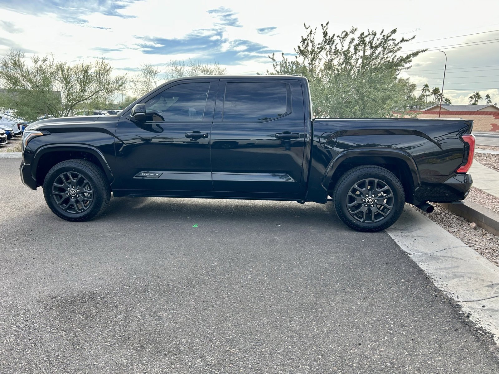 Used 2023 Toyota Tundra Platinum w/ Advanced Package image 6