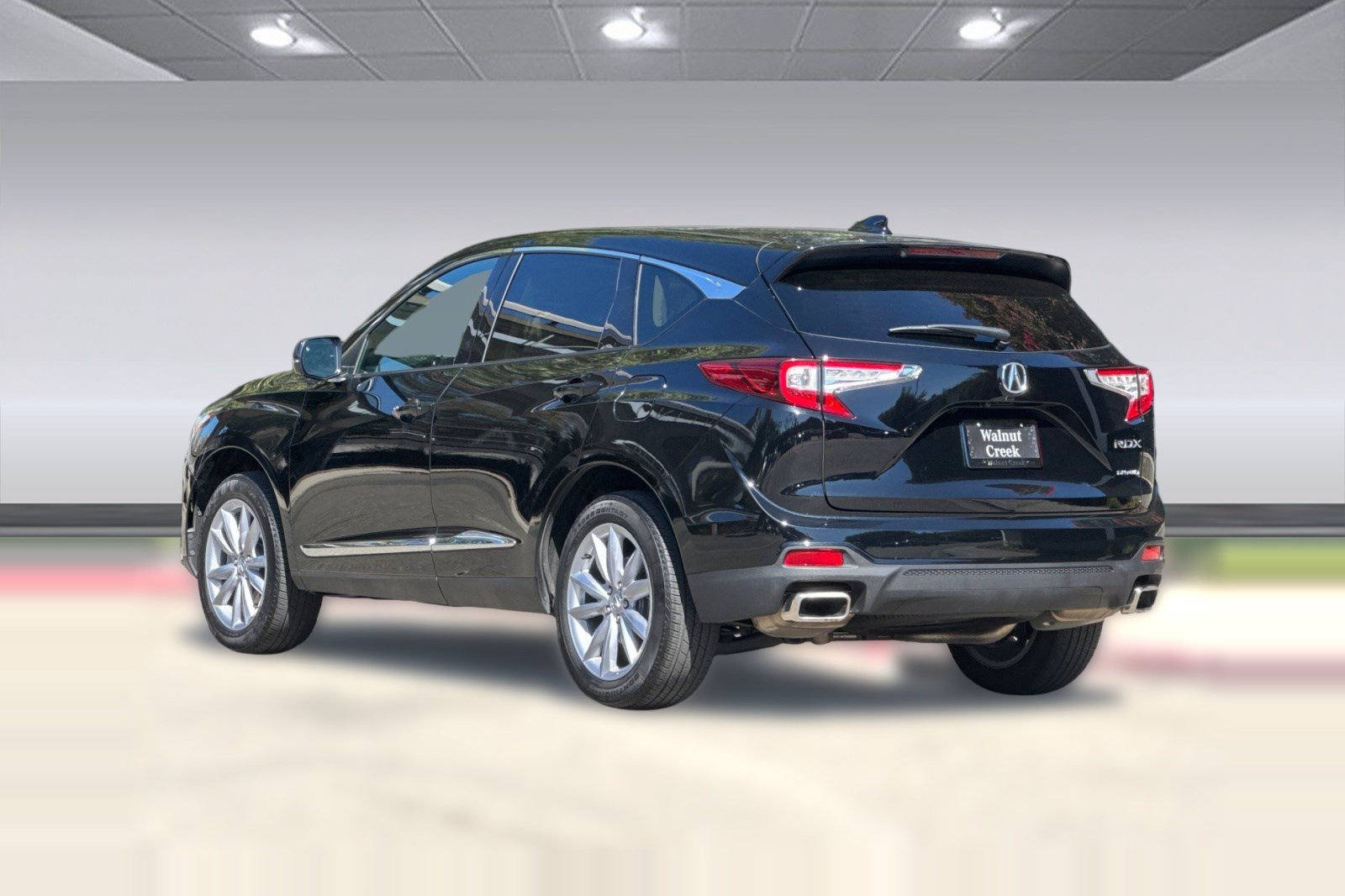 Used 2023 Acura RDX AWD image 3