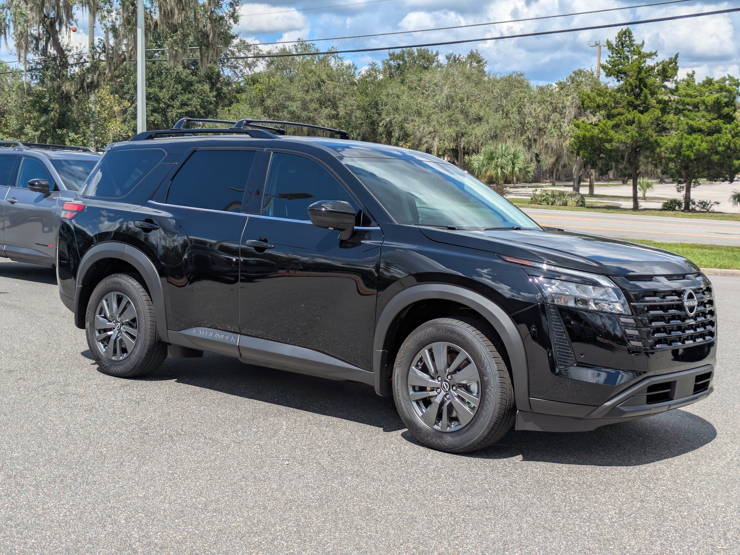 New 2026 Nissan Pathfinder SV FWD image 2
