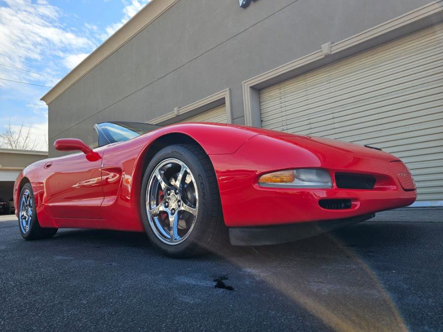 Used 1999 Chevrolet Corvette Convertible w/ Memory Pkg image 3
