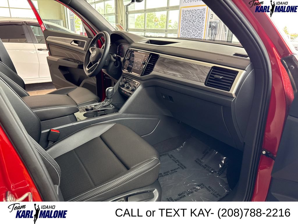 Used 2023 Volkswagen Atlas Cross Sport SE w/ Panoramic Sunroof Package AWD/4WD image 26