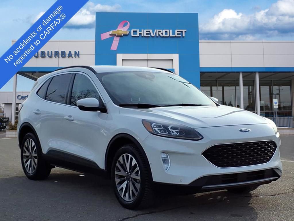Used 2020 Ford Escape Titanium image 3