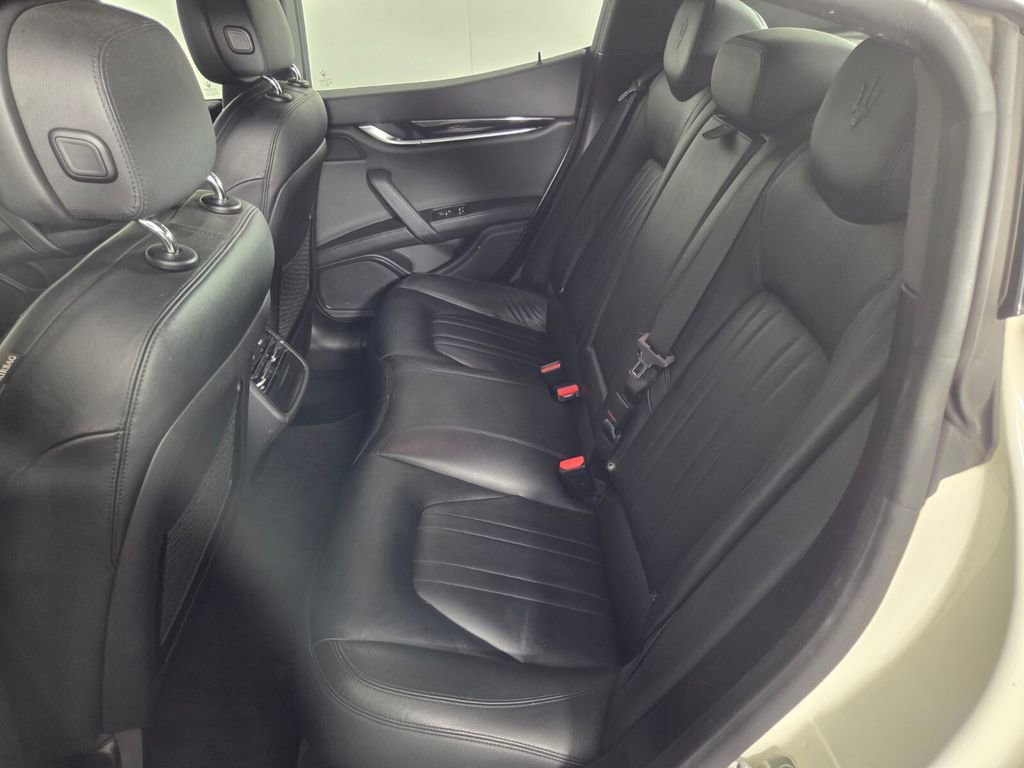 Used 2022 Maserati Ghibli Modena image 25
