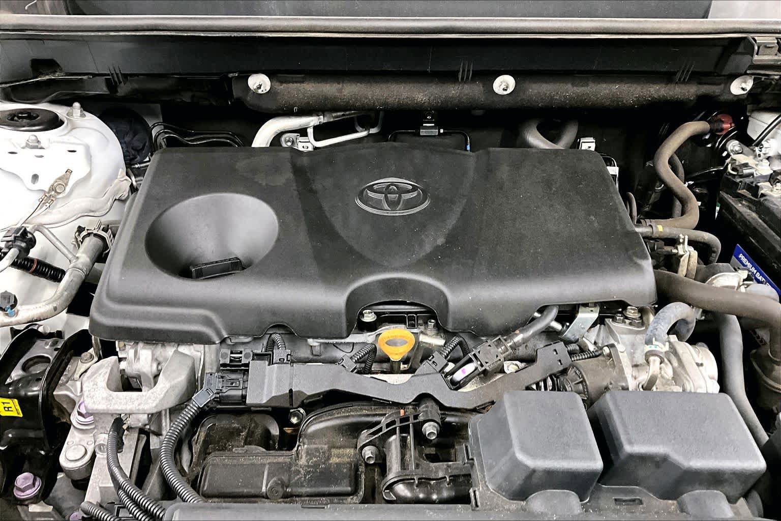 Used 2023 Toyota RAV4 LE AWD/4WD image 31