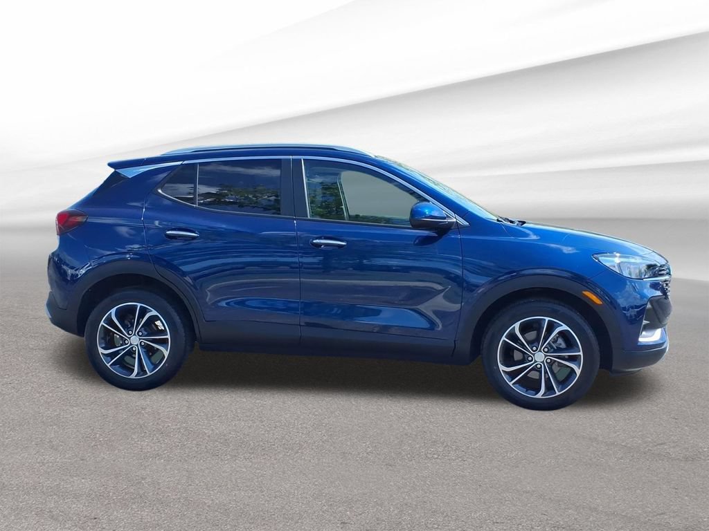 Certified 2023 Buick Encore GX Select w/ Safety Package II FWD image 7