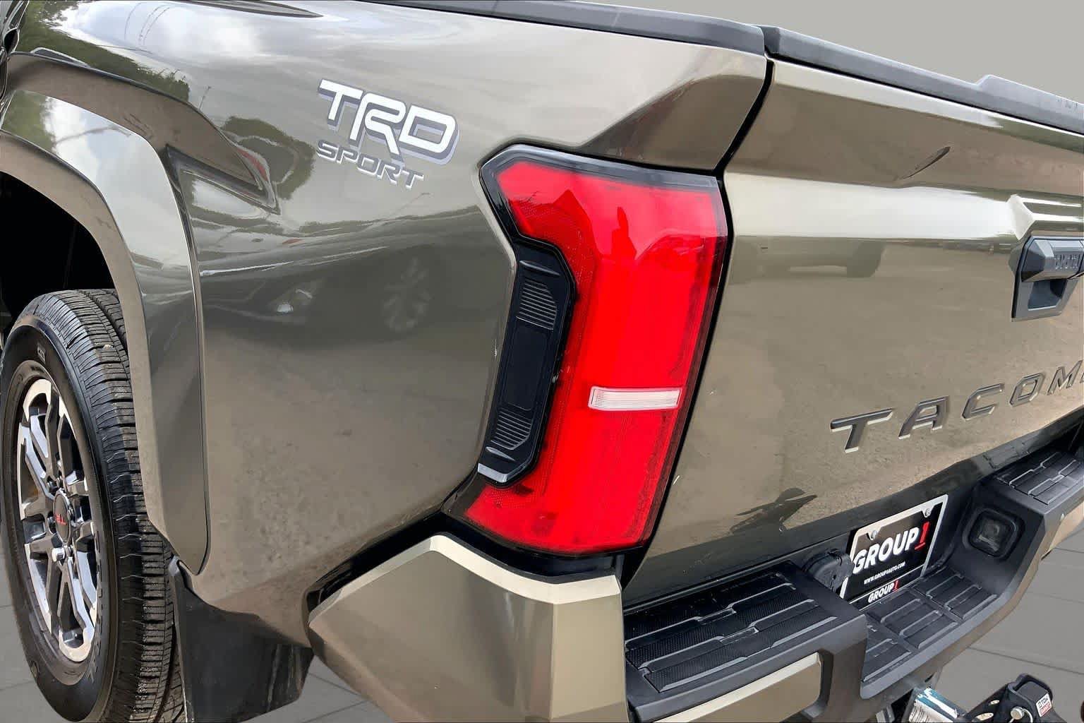 Used 2024 Toyota Tacoma TRD Sport RWD image 28