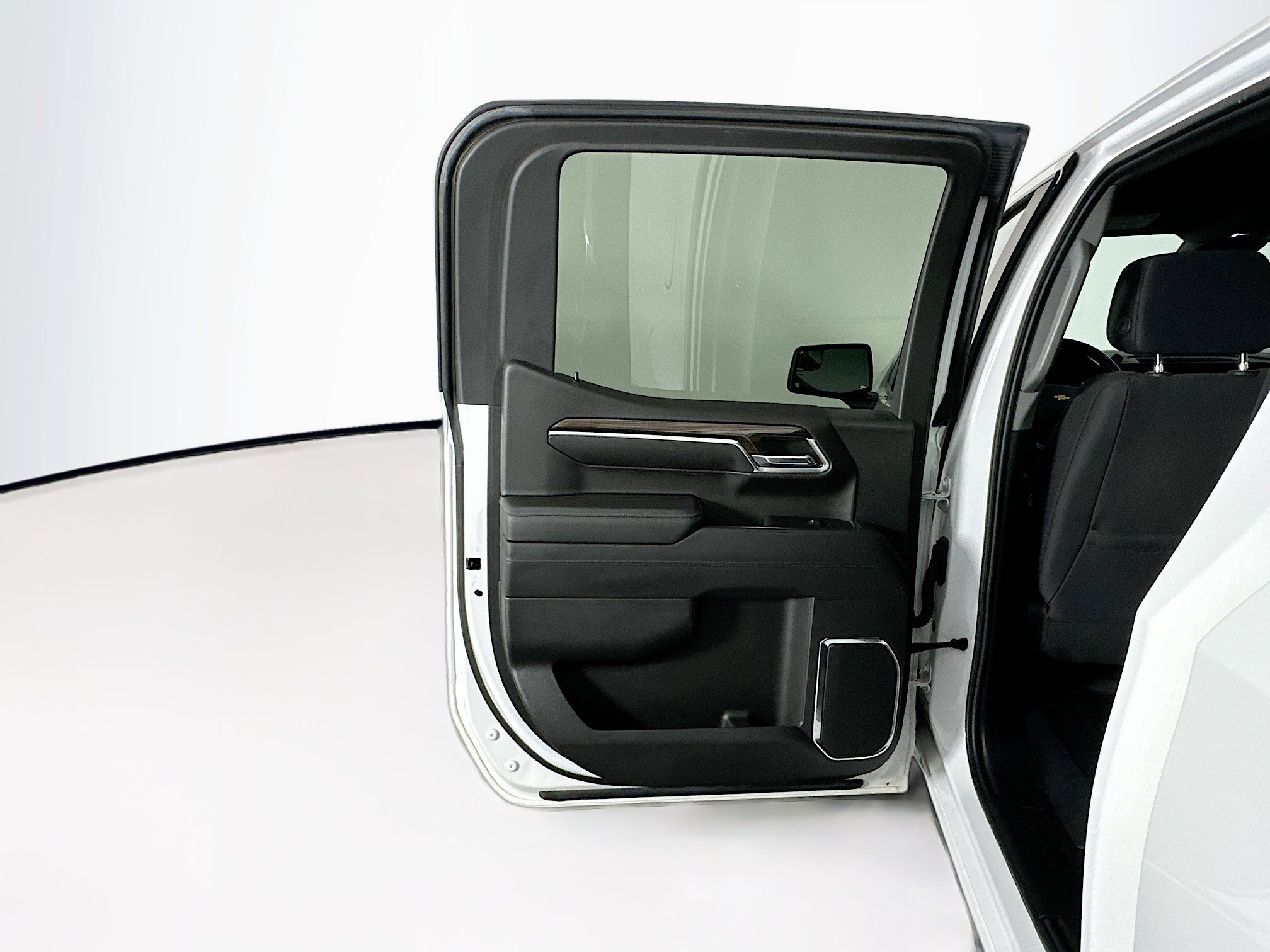 Used 2022 Chevrolet Silverado 1500 LT image 25