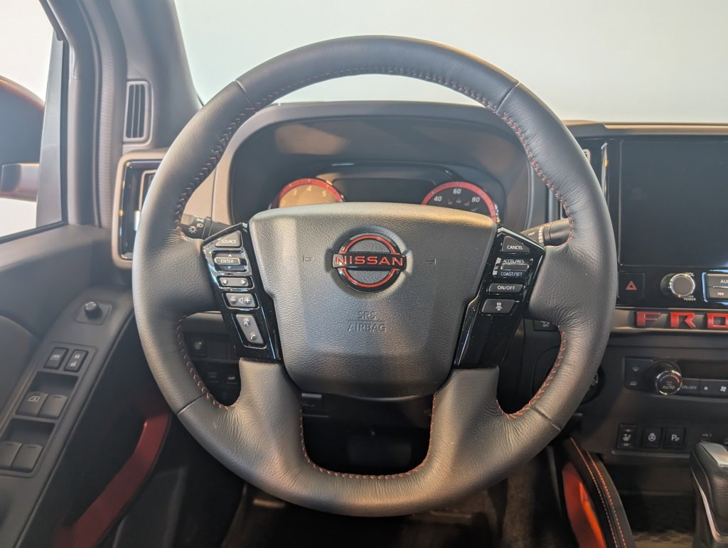 Used 2025 Nissan Frontier PRO-4X w/ Pro Convenience Package image 15