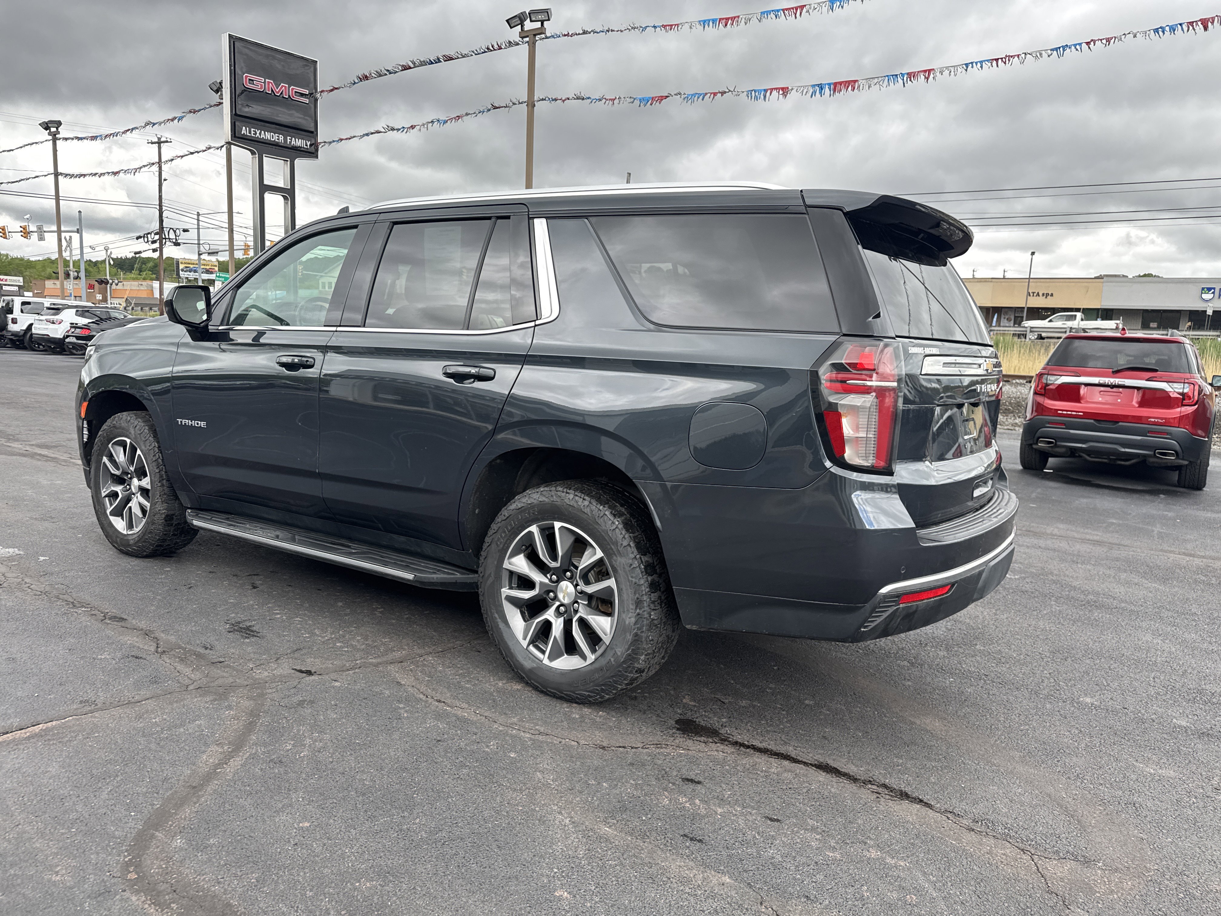 Used 2022 Chevrolet Tahoe LS AWD/4WD image 6