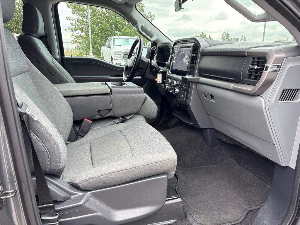 Used 2025 Ford F150 XLT w/ Equipment Group 301A Standard AWD/4WD image 23