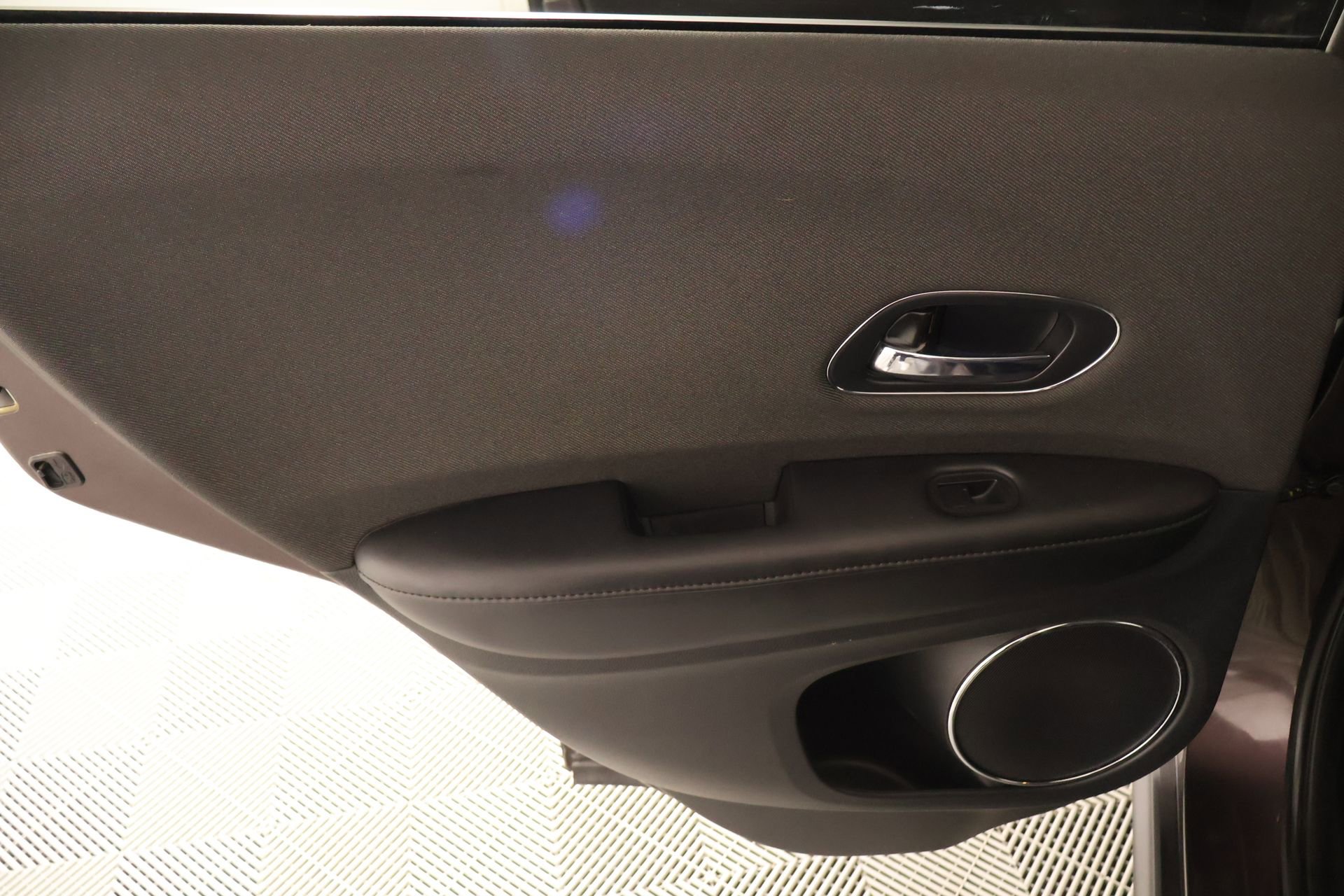 Used 2020 Honda HR-V EX image 17