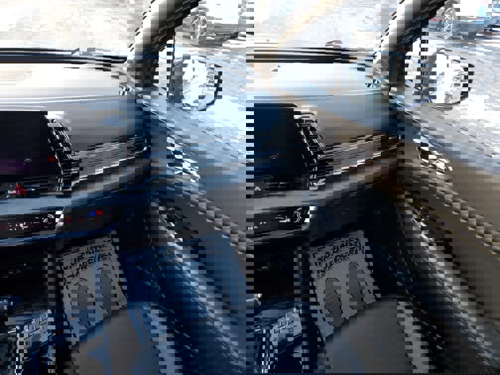 Used 2023 Kia Sportage X-Pro image 16