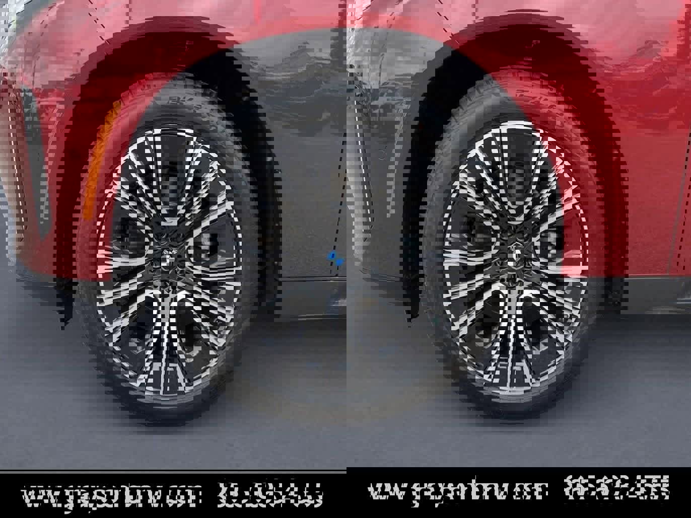 Used 2025 BMW X3 xDrive30i w/ Premium Package image 9