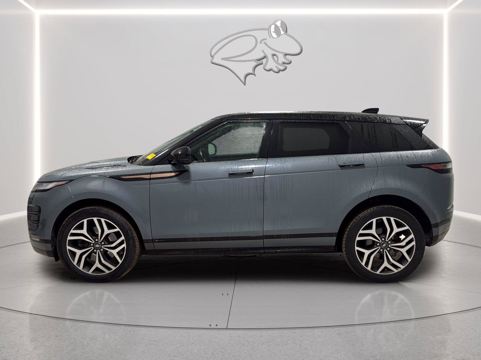 Used 2020 Land Rover Range Rover Evoque First Edition AWD/4WD image 2