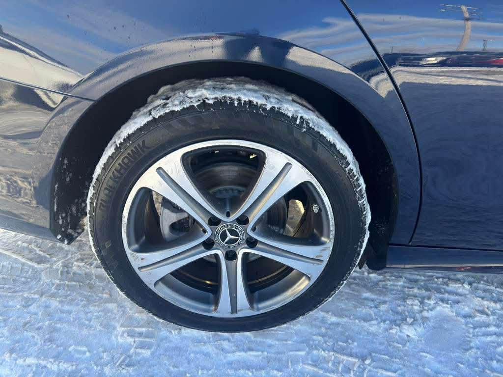 Used 2017 Mercedes-Benz E 300 4MATIC image 12